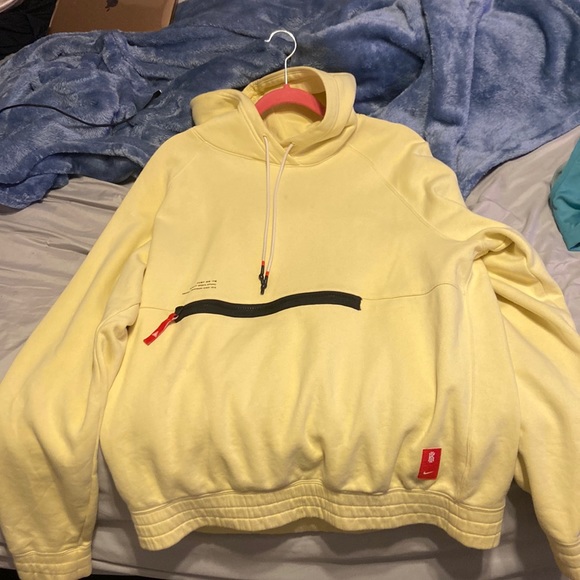 Kyrie Basketball Hoodie - Picture 1 of 1
